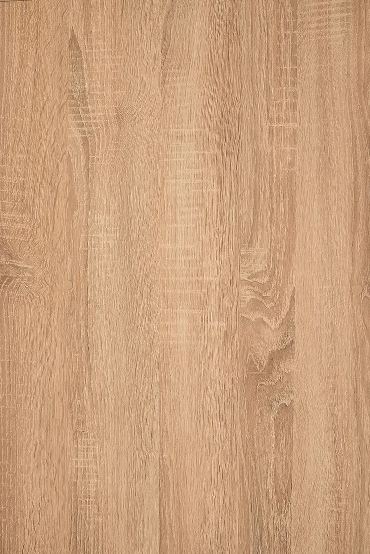 Legno chiaro per allestimento Gaia in cucina zen