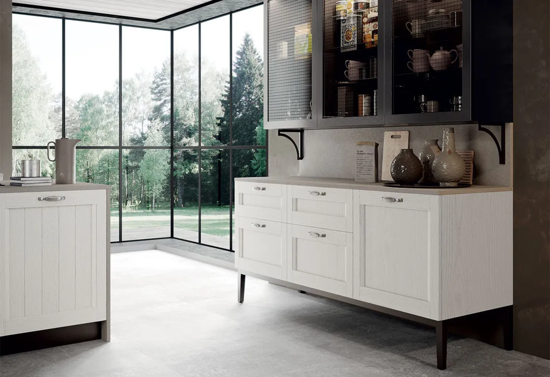 Mobile bianco in una cucina classica contemporanea